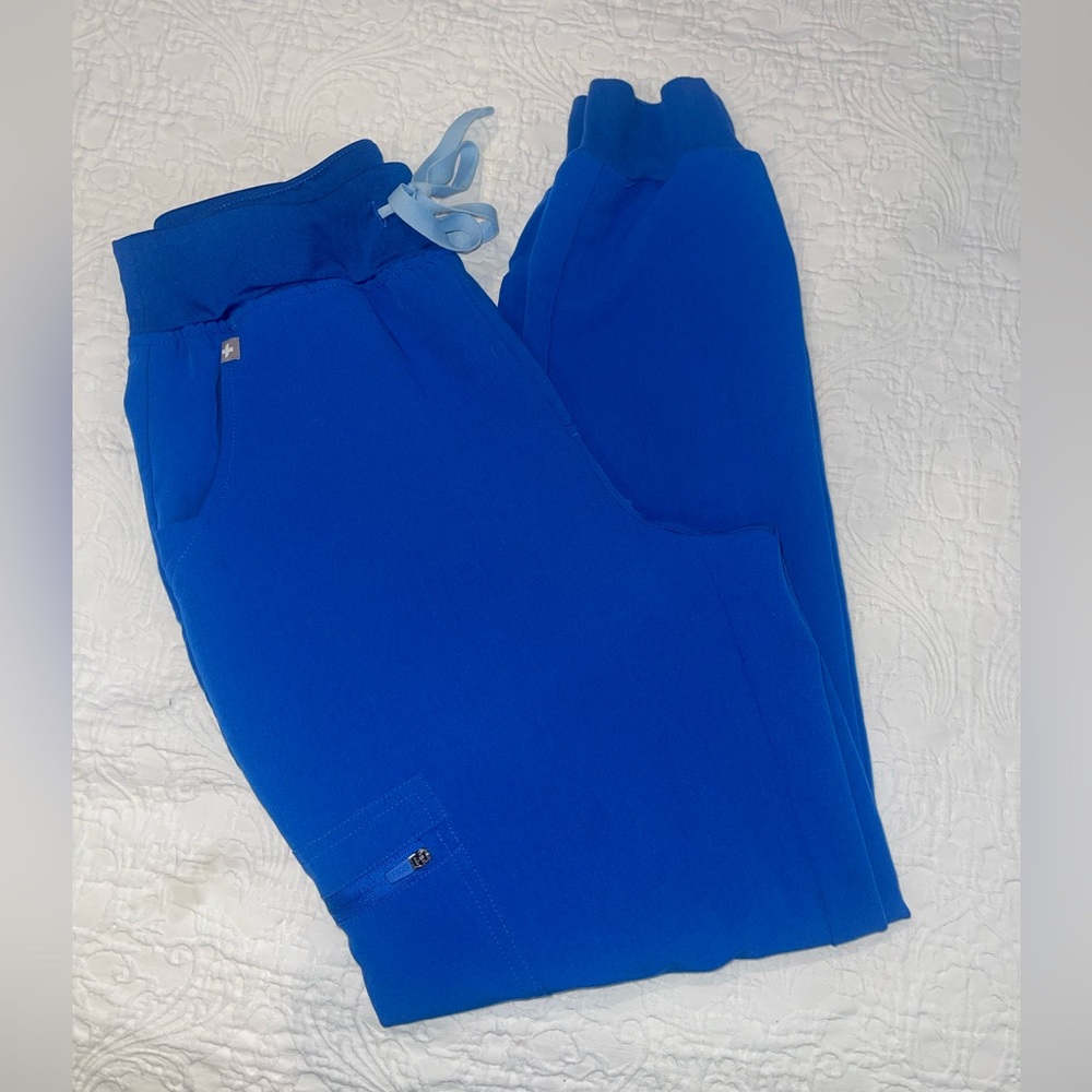 FIGS - Technical Collection Scrub Pants. Size Small.